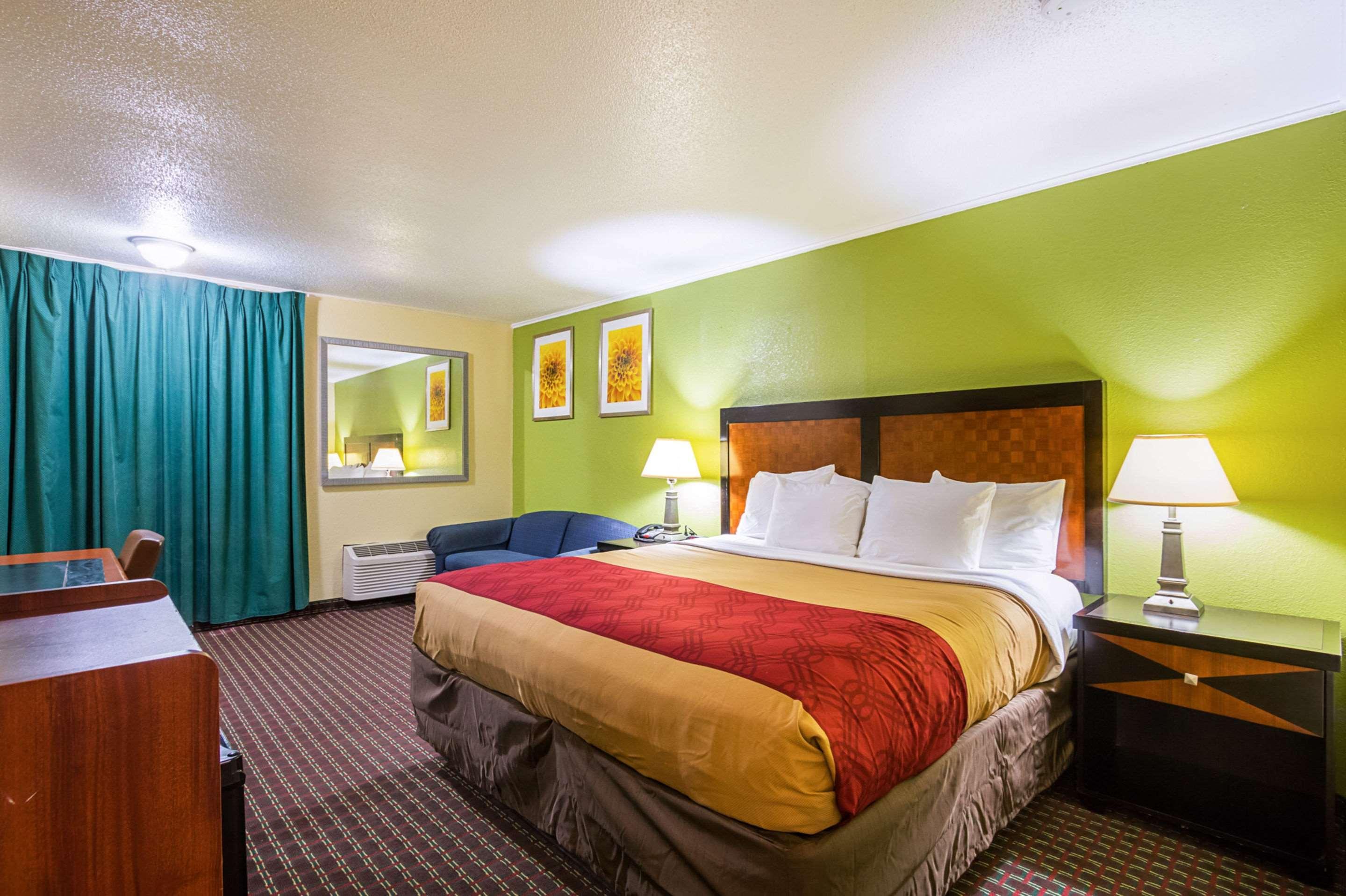 Econo Lodge Саванна Екстер'єр фото