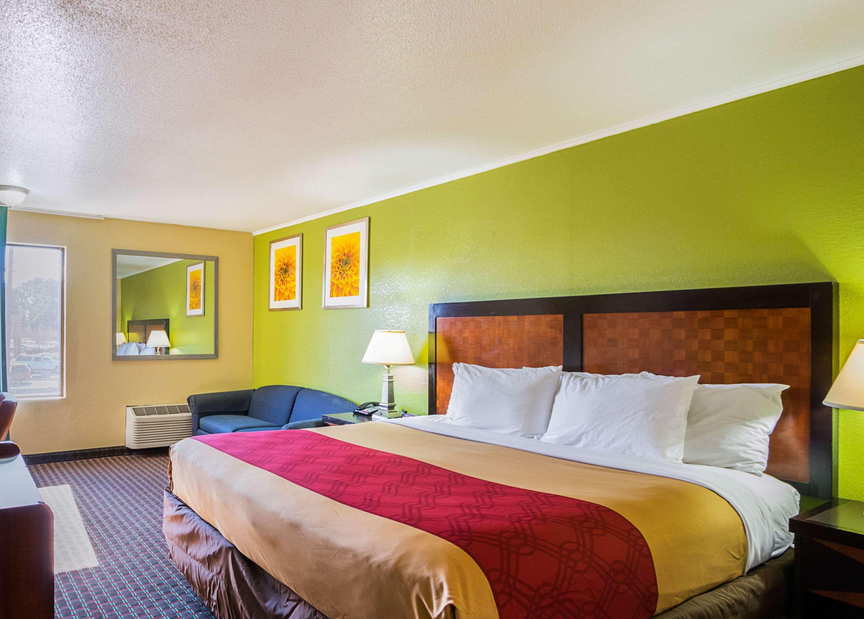 Econo Lodge Саванна Екстер'єр фото
